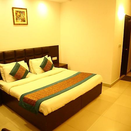 ניו דלהי Hotel Smart Inn 2 מראה חיצוני תמונה