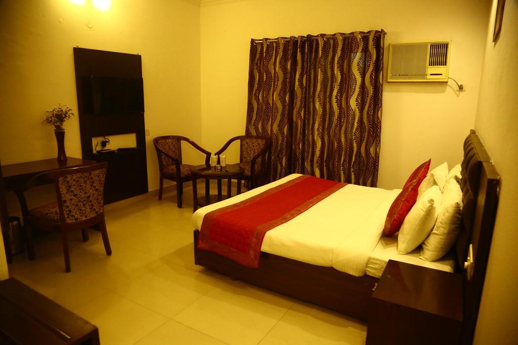 ניו דלהי Hotel Smart Inn 2 מראה חיצוני תמונה